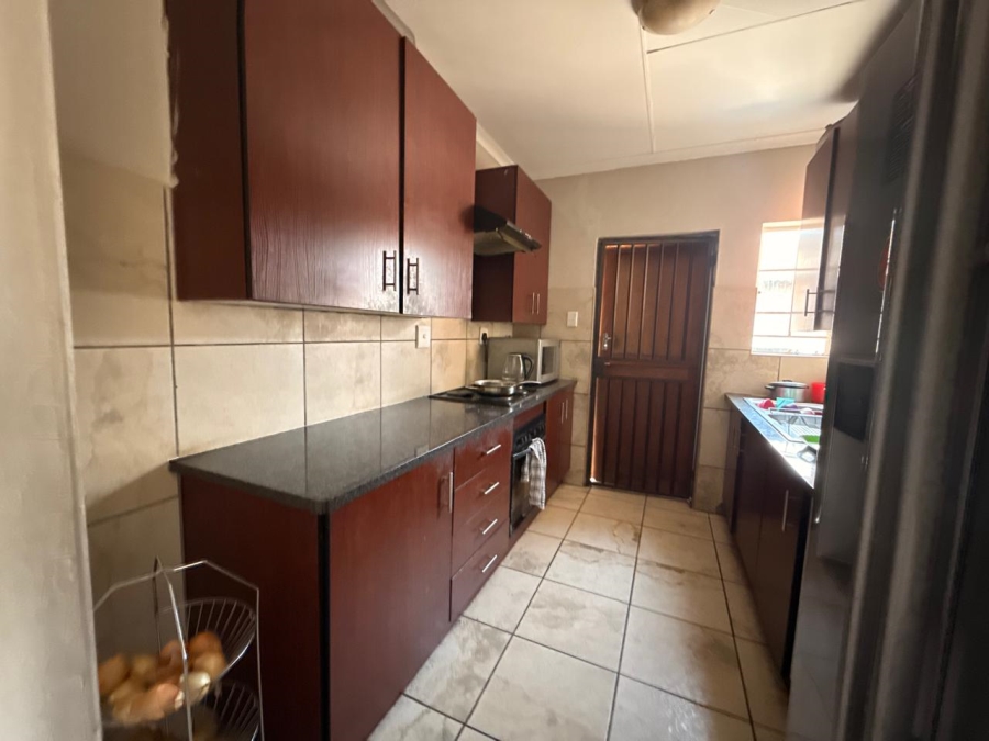 3 Bedroom Property for Sale in Waterkloof East North West